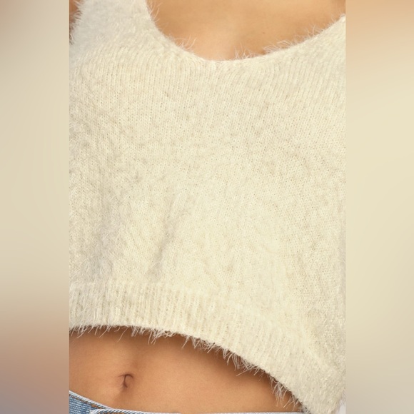 Lulus Set - Cream Fuzzy Cropped Tank & Drawstring Joggers - Picture 13 of 14